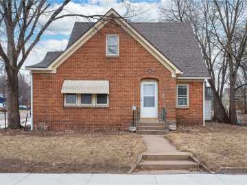 435 Hobart Street, Eau Claire