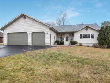 1715 Whitetail Drive, Chippewa Falls