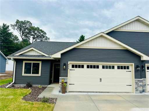 824 Glacier Drive, Altoona