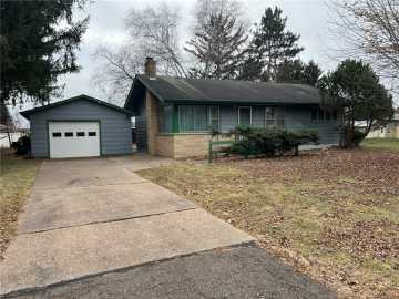 1109 W Spruce Street, Chippewa Falls