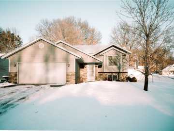 2418 Kenora Parkway, Eau Claire