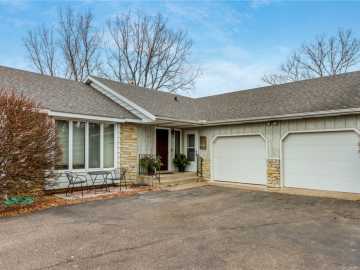 420 S Crestwood Court, Cadott