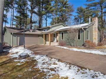 2214 Frona Place, Eau Claire