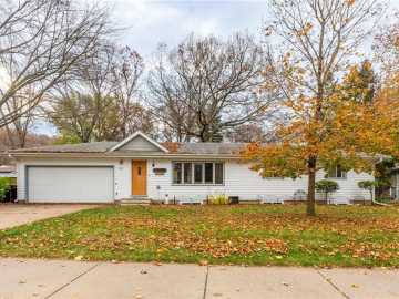 3415 Douglas Lane, Eau Claire