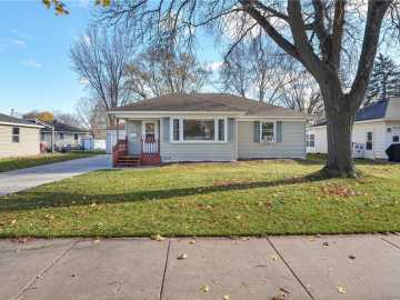 209 W Truman Avenue, Eau Claire