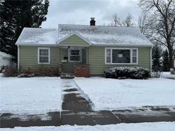 121 E Truman Avenue, Eau Claire